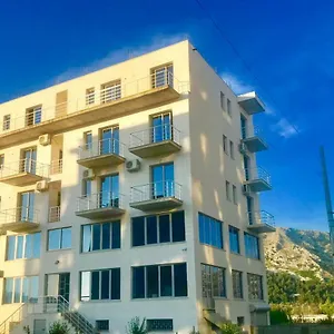 Hotel Deor, Shengjin